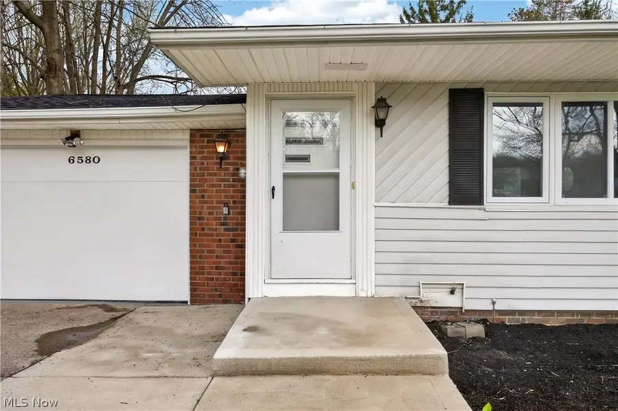 6580 Barton Road, North Olmsted, OH 44070 - #3