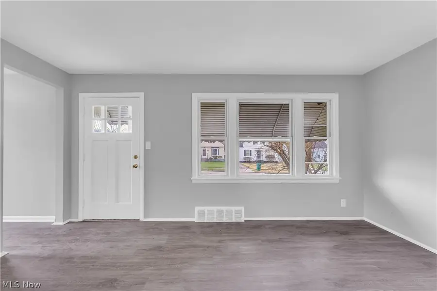 19703 Fairway Avenue, Maple Heights, OH 44137 - #3