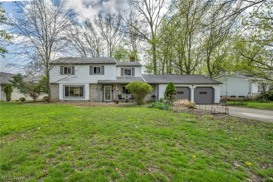 24720 Dundee Drive, Richmond Heights, OH 44143 - #2