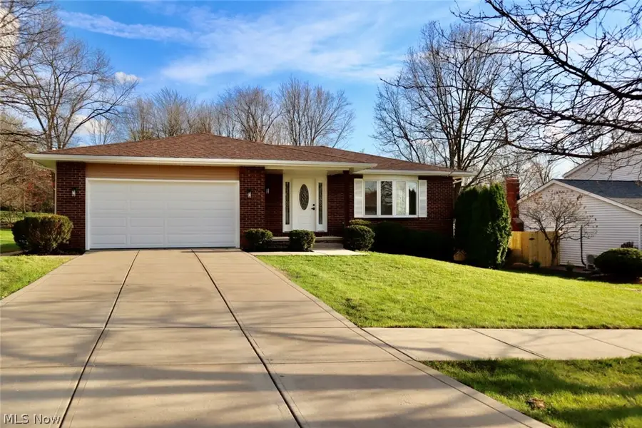 4631 Coral Gables Drive, Parma, OH 44134 - #2