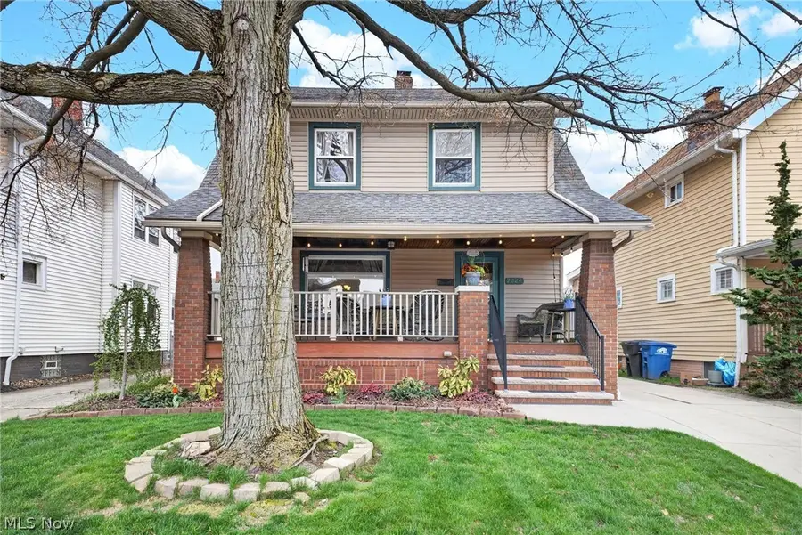 2224 Bunts Road, Lakewood, OH 44107 - #2