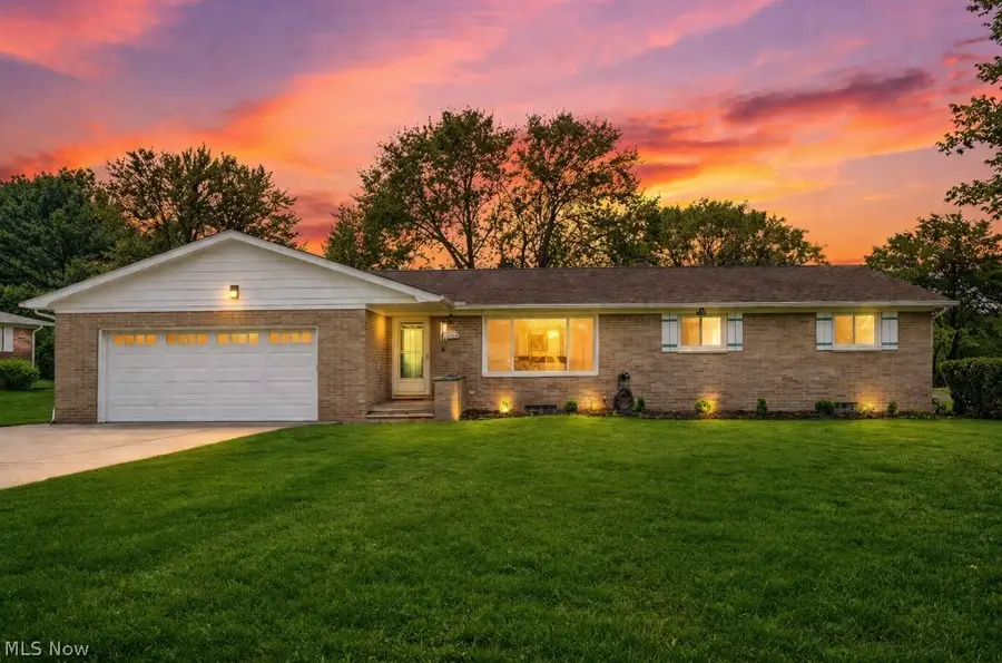 5008 Laddie Drive, New Franklin, OH 44319 - #2