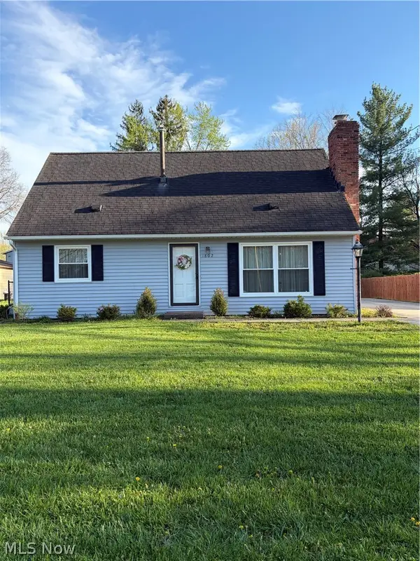 1802 Clearbrook Drive, Stow, OH 44224