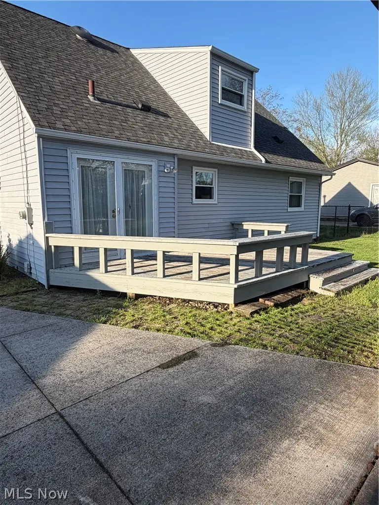 1802 Clearbrook Drive, Stow, OH 44224 - #2