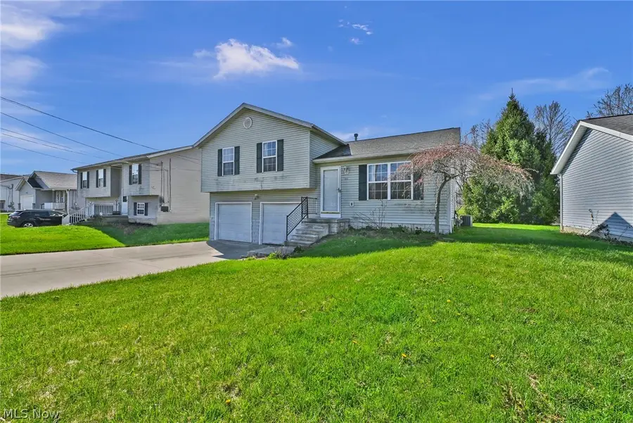 685 W Lake Street, Ravenna, OH 44266 - #2