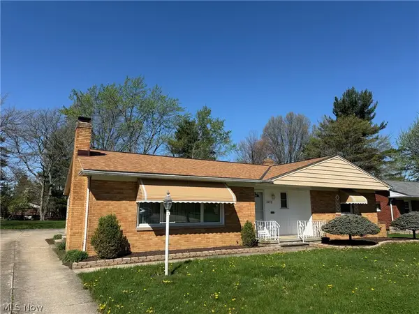 1872 Bremerton Road, Lyndhurst, OH 44124