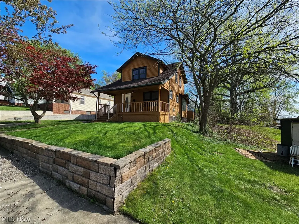 18 Youtz Avenue, Akron, OH 44301 - #1