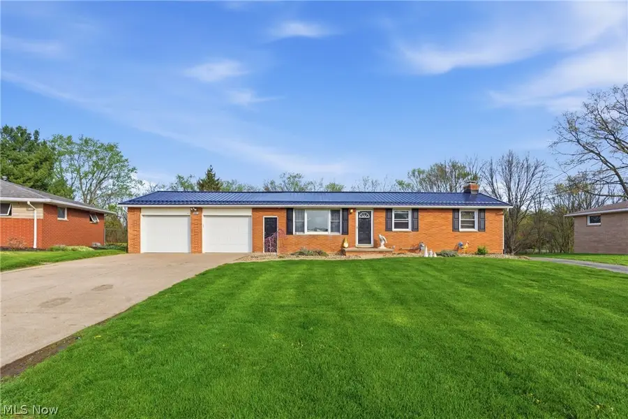 13073 Cloverleaf Nw Street, Massillon, OH 44647 - #2