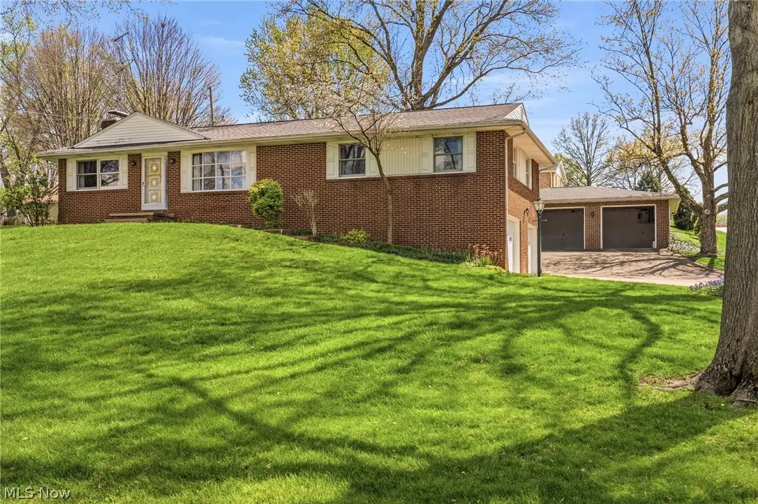2430 Easton Ne Street, Canton, OH 44721 - #1