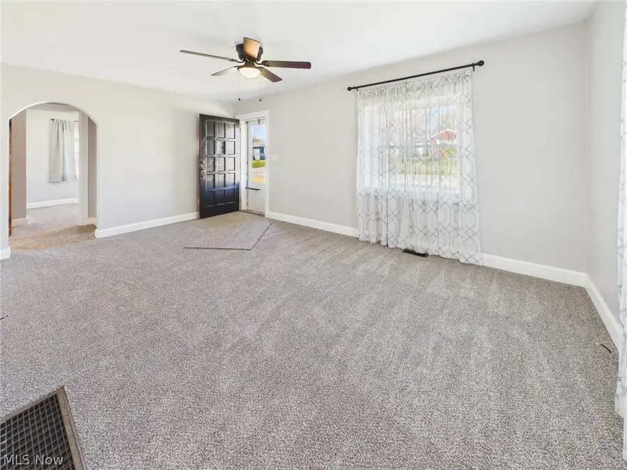 2702 Cleveland Avenue, Parkersburg, WV 26104 - #3