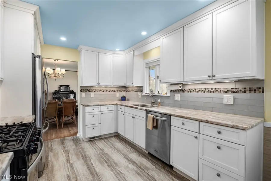 7564 Winding Way, Brecksville, OH 44141 - #3