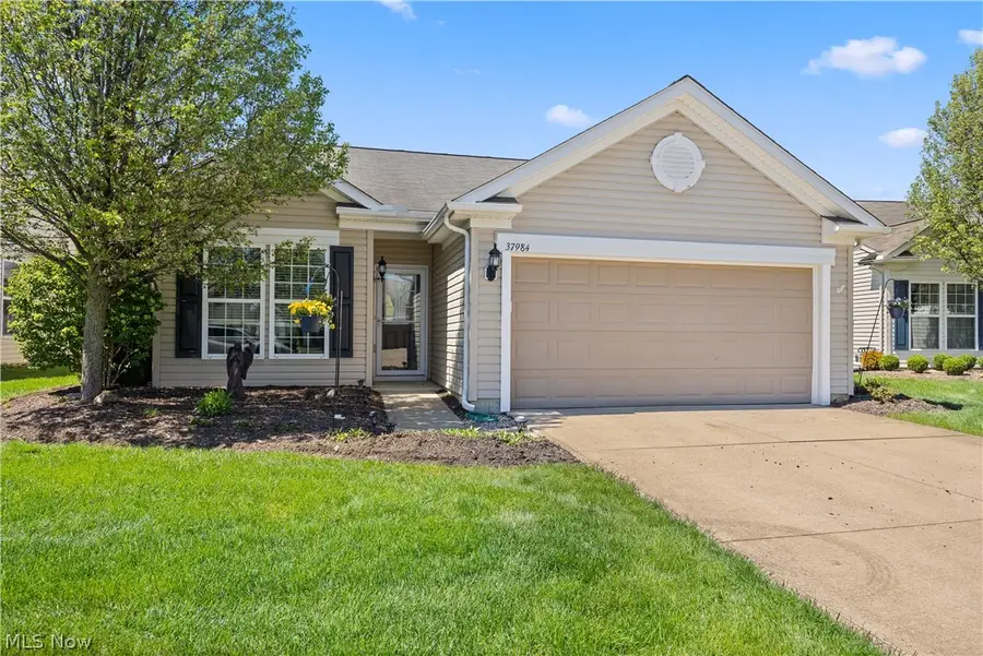 37984 Ashfield Way, North Ridgeville, OH 44039 - #2