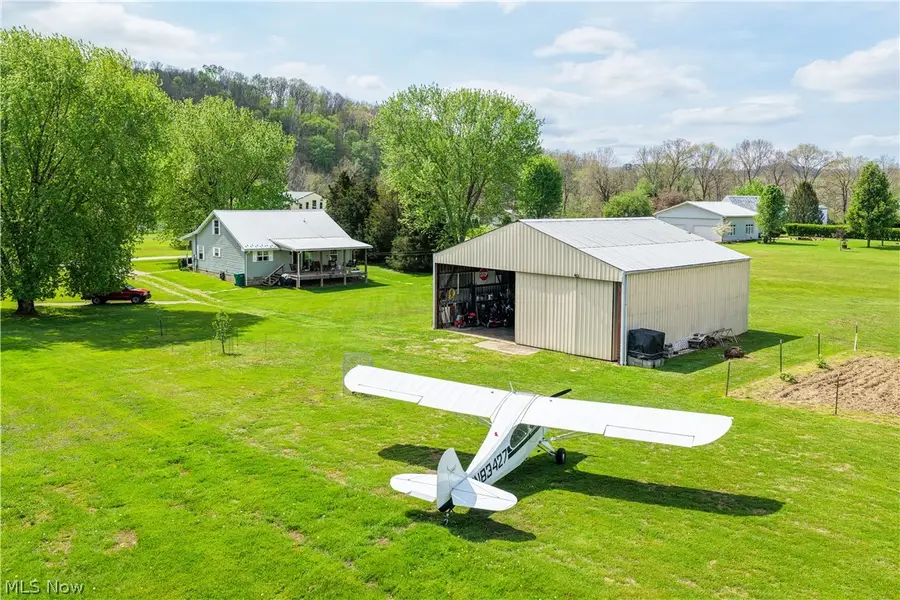 297 Hales Landing, Elizabeth, WV 26143 - #2