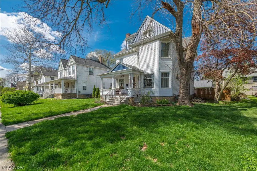 146 Harrison Street, Elyria, OH 44035 - #3