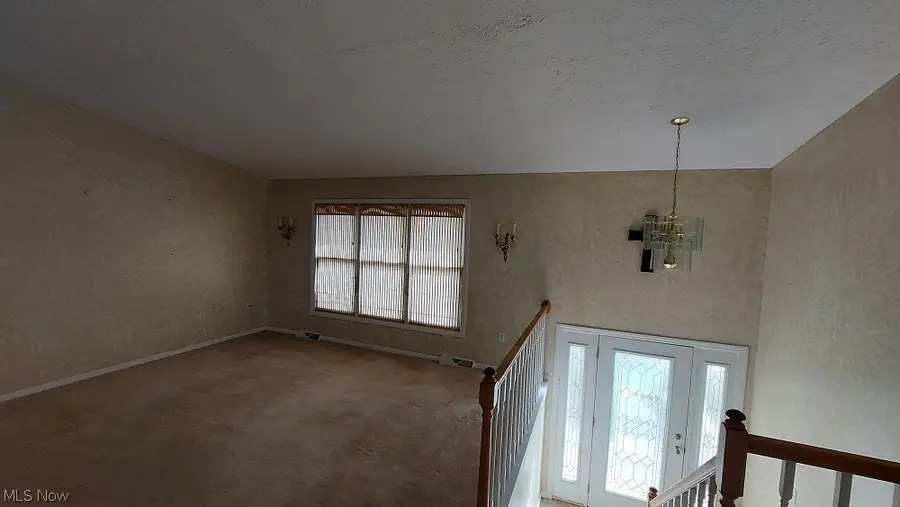 3241 Saint Charles Drive, Steubenville, OH 43952 - #3