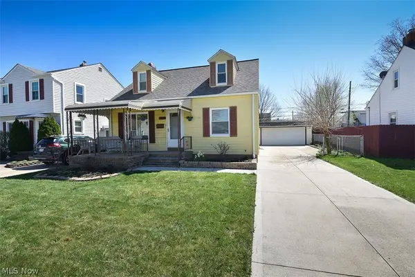 2929 Commonwealth Drive, Parma, OH 44134
