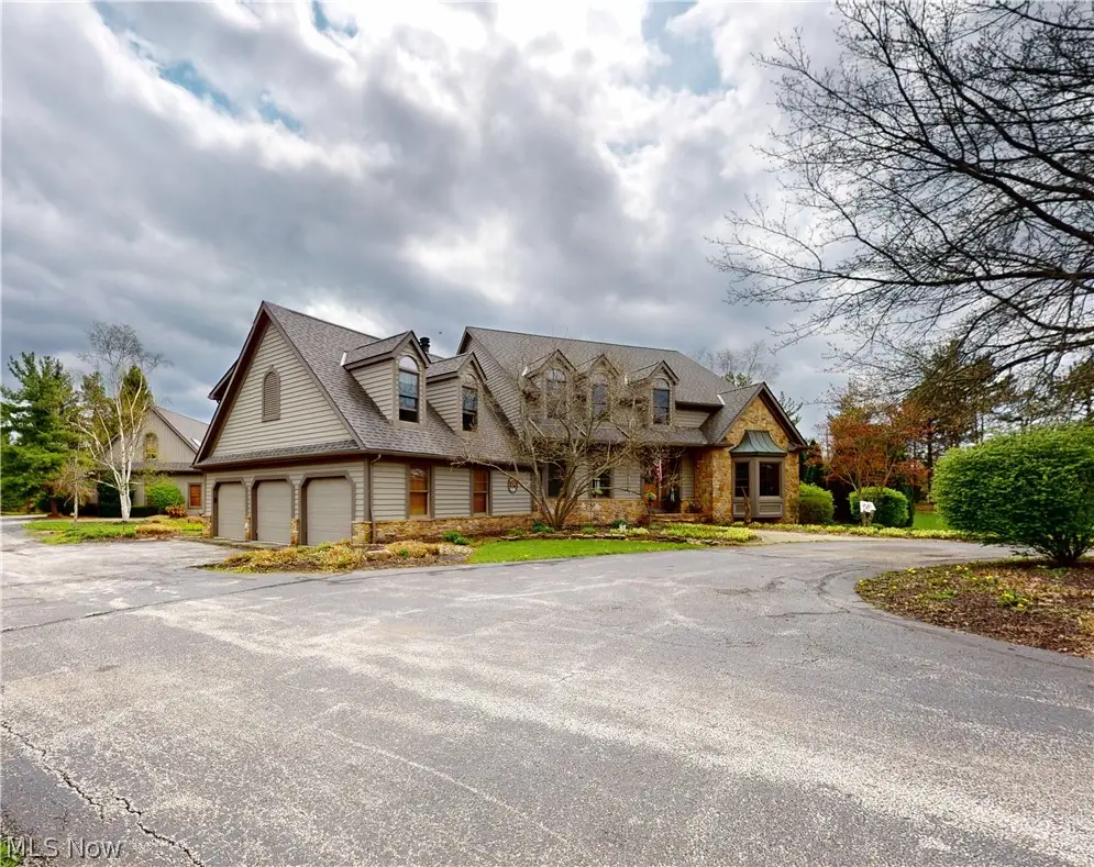 11205 Hampton Ridge Drive, Chardon, OH 44024 - #1