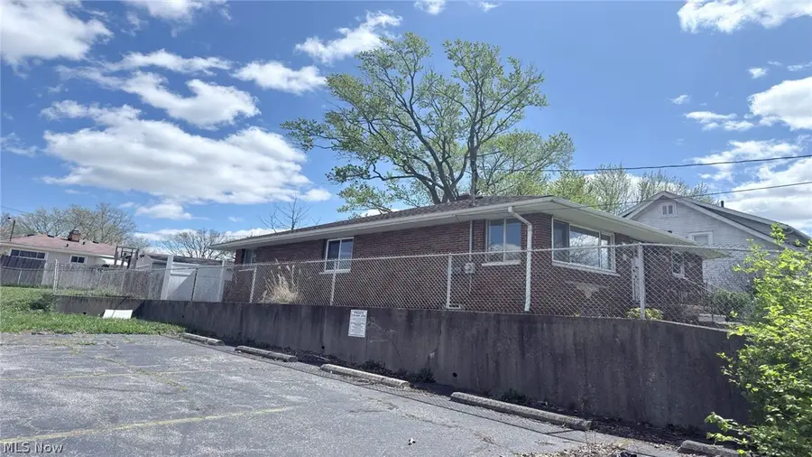 785 Brittain Road, Akron, OH 44305 - #2