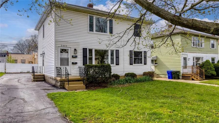 2432 21st Street, Cuyahoga Falls, OH 44223 - #2