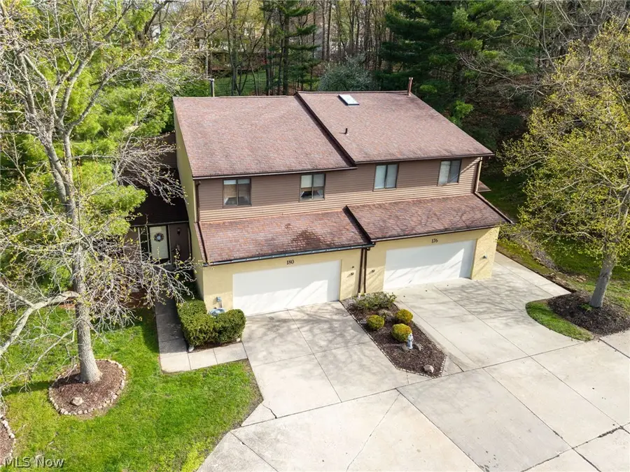 180 Lake Terrace Drive, Munroe Falls, OH 44262 - #3