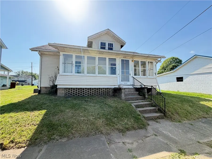 422 Mckinley Avenue, Newcomerstown, OH 43832 - #2