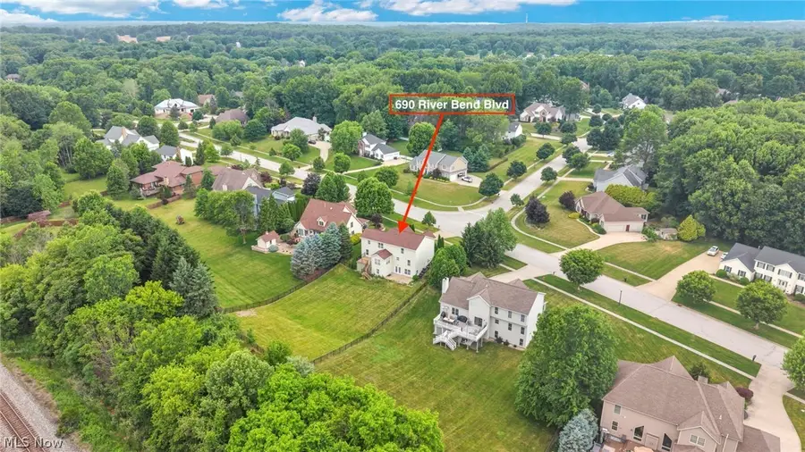 690 River Bend Boulevard, Kent, OH 44240 - #3