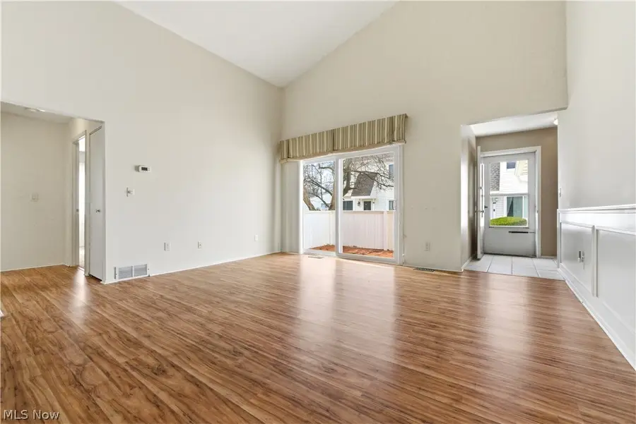 5514 Wrens Lane, Willoughby, OH 44094 - #2