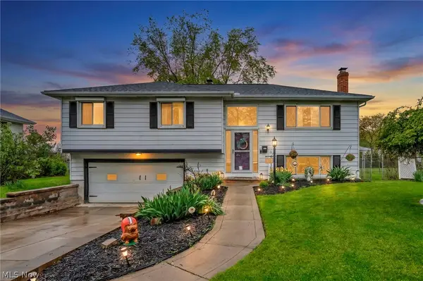 36729 Lakehurst Drive, Eastlake, OH 44095