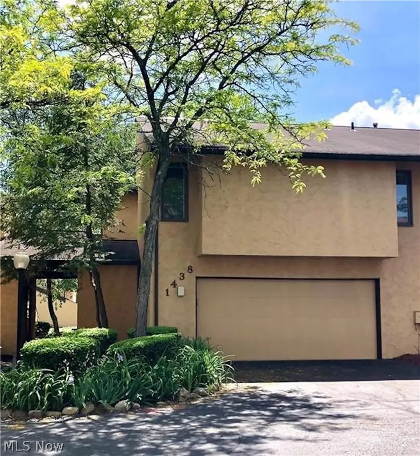 1438 Loop Road, Kent, OH 44240 - #1