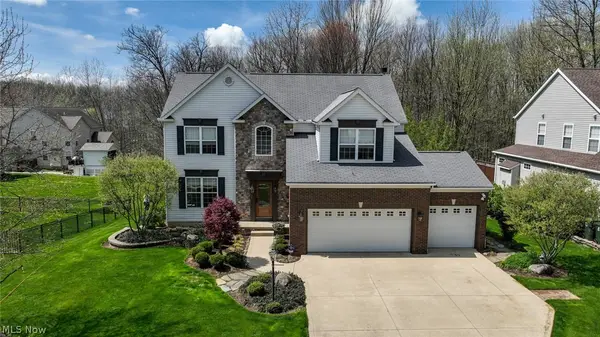 980 Queens Gate Way, Wadsworth, OH 44281