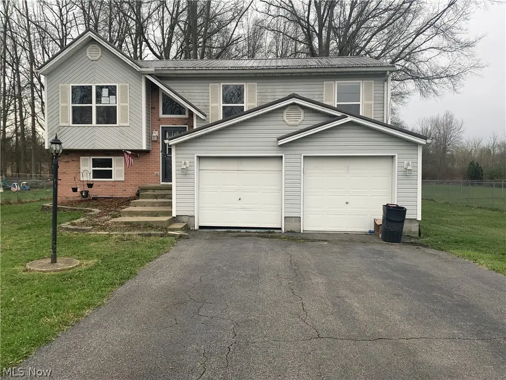 238 Raymond Nw Avenue, Warren, OH 44483 - #1
