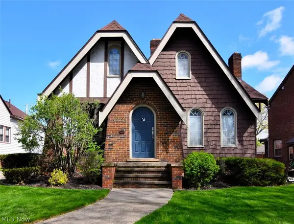 6222 Brookside Drive, Cleveland, OH 44144