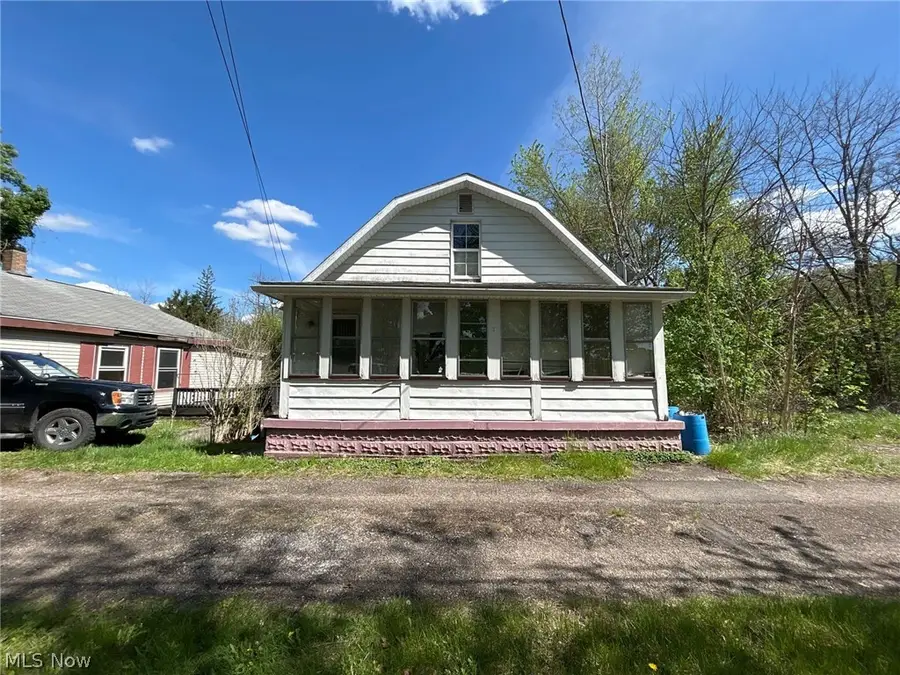 119 Belle Alley, Uhrichsville, OH 44683 - #2