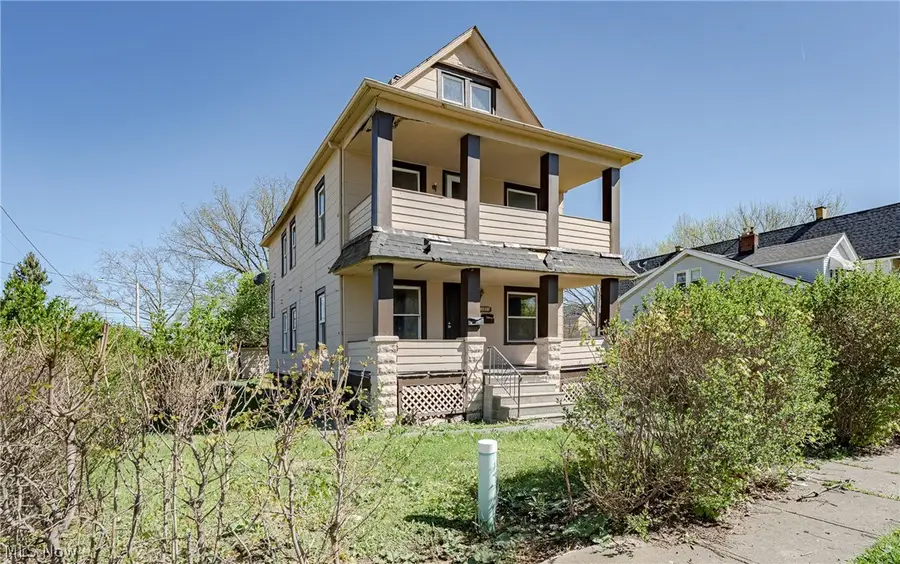 10901 Dove Avenue, Cleveland, OH 44105 - #2
