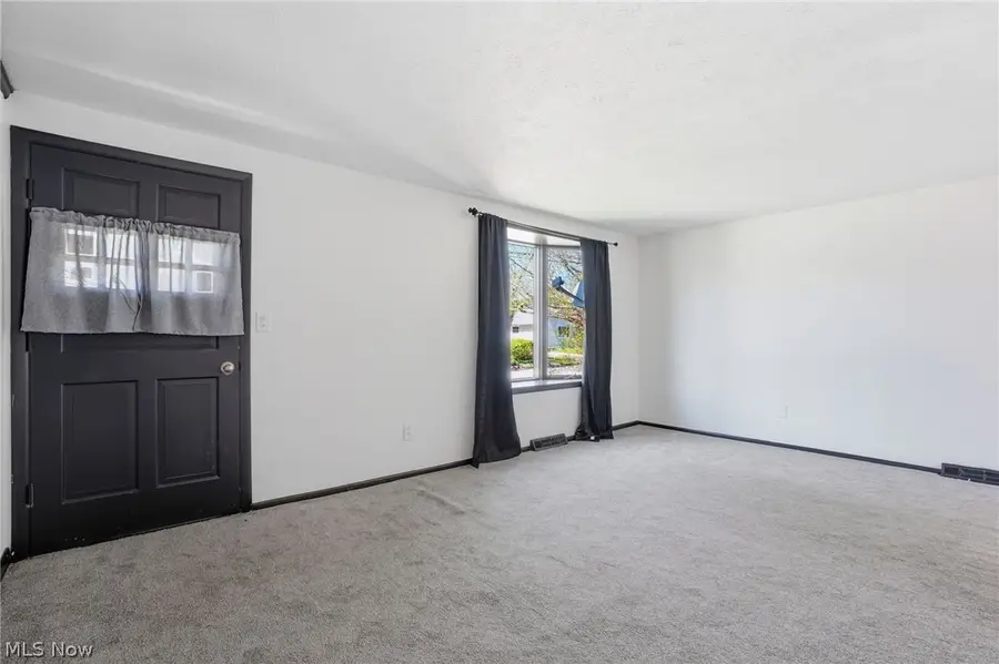 4307 W 152nd Street, Cleveland, OH 44135 - #3