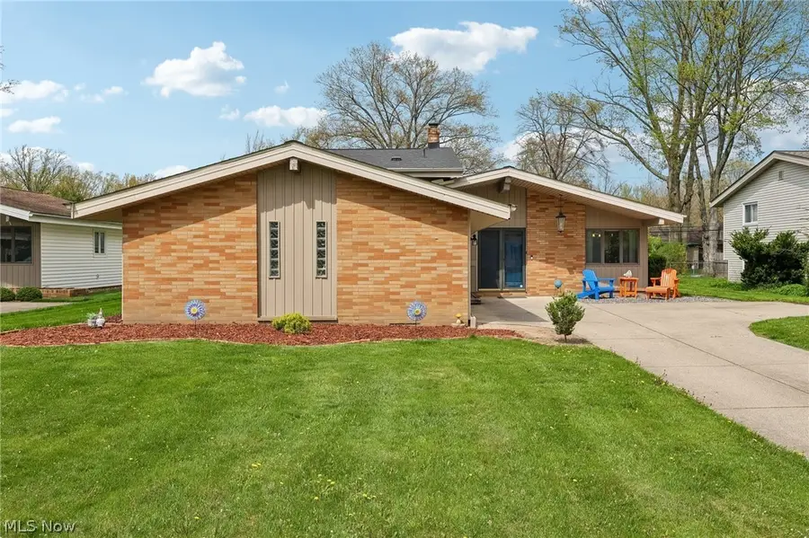 23956 Fairlawn Drive, North Olmsted, OH 44070 - #2