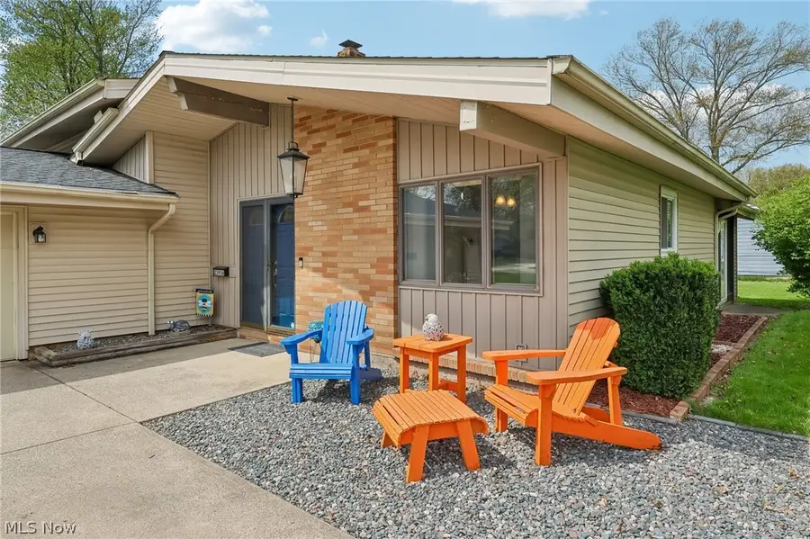 23956 Fairlawn Drive, North Olmsted, OH 44070 - #3