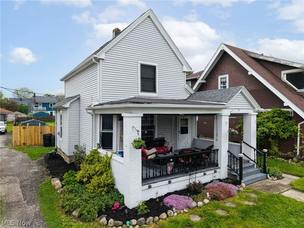 209 Gulf Road, Elyria, OH 44035 - #1