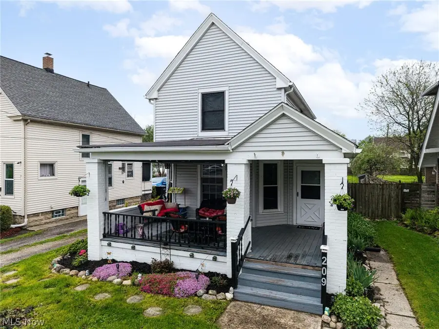 209 Gulf Road, Elyria, OH 44035 - #2