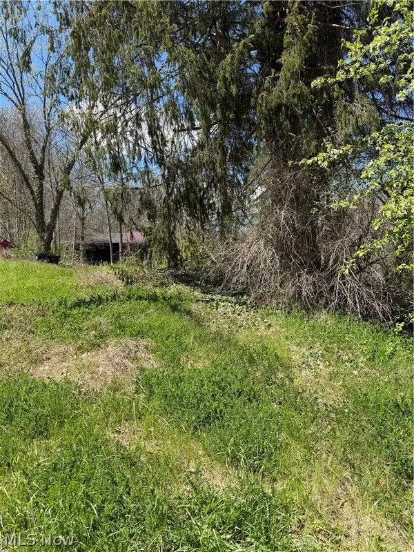 2615 Yellow Creek Road, Akron, OH 44333