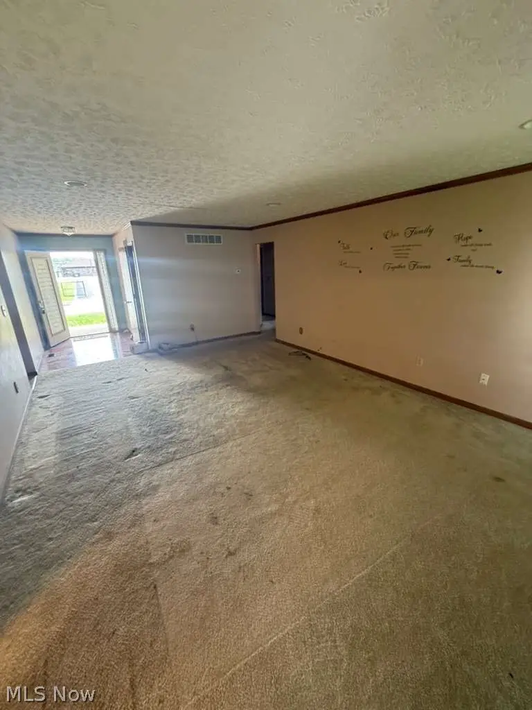 798 Coburn Street, Akron, OH 44311 - #3