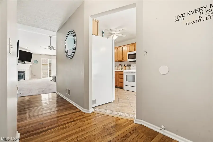 3198 Mariners Island Nw Drive, Canton, OH 44708 - #3