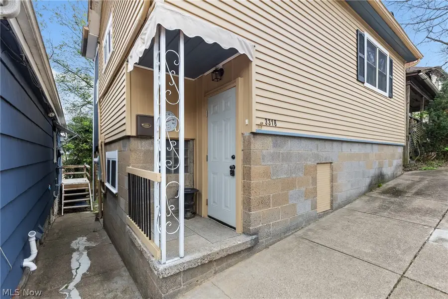 3318 Washington Street, Bellaire, OH 43906 - #3