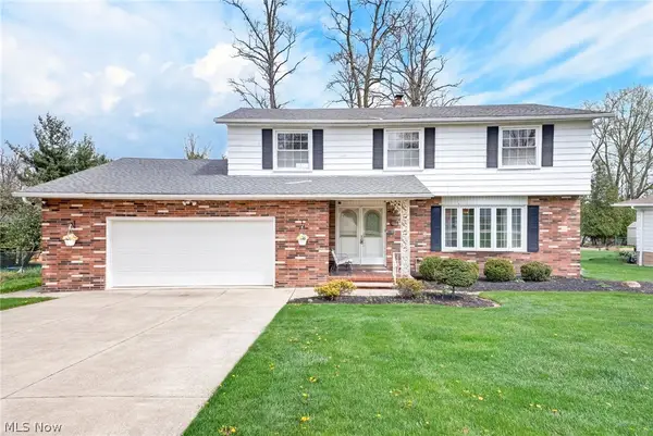 2300 Green Acres Drive, Parma, OH 44134