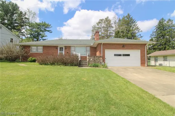 66 S Beverly Avenue, Austintown, OH 44515