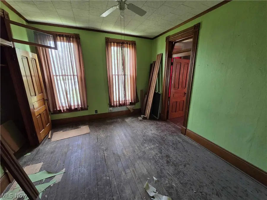 117 Greenmount Avenue, Barnesville, OH 43713 - #3