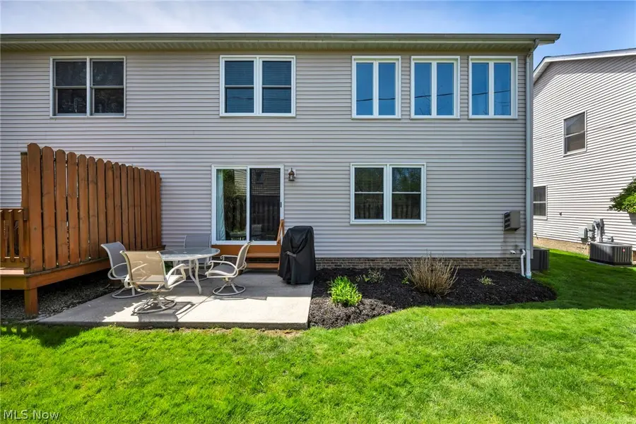 63 Sunset Cove Circle, Eastlake, OH 44095 - #3