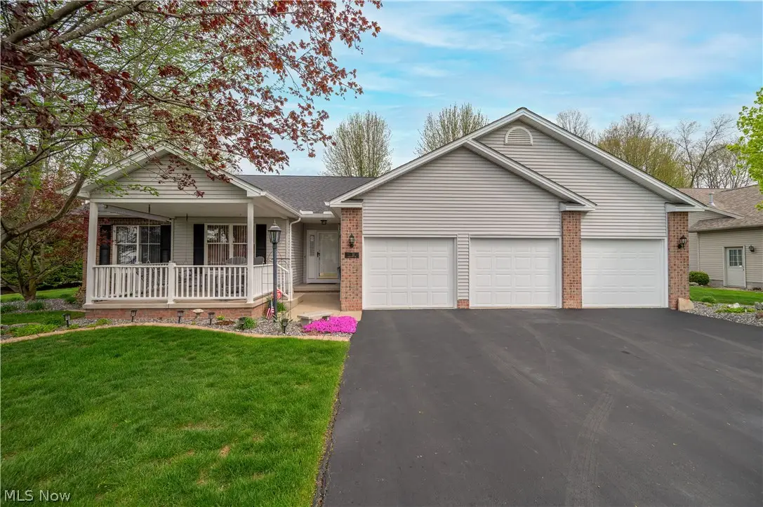 11 Spring Creek Drive, Cortland, OH 44410 - #1
