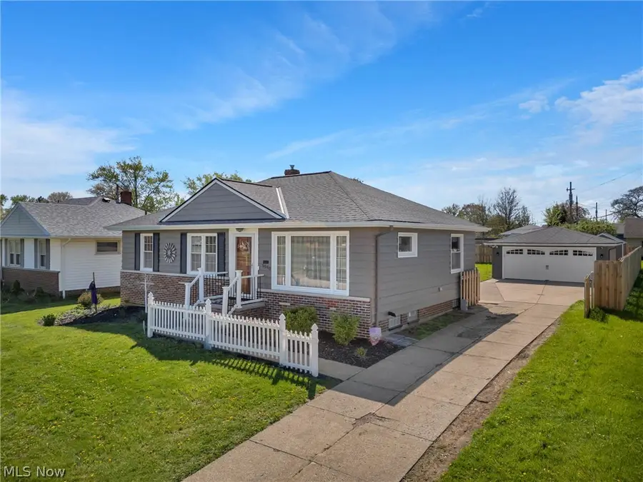 5590 Queens Highway, Parma, OH 44130 - #2