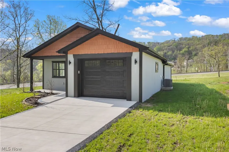 284 Central Avenue, Weirton, WV 26062 - #2